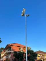 Galvanised Solar Street Light Poles 10 Meters Double Arm Compound Lighting Pole Uganda