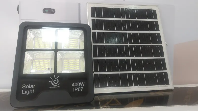 Masrcorp 600W Solar Flood Light with Light Control and Remote Control for Outdoor Area Lighting (BFB600)